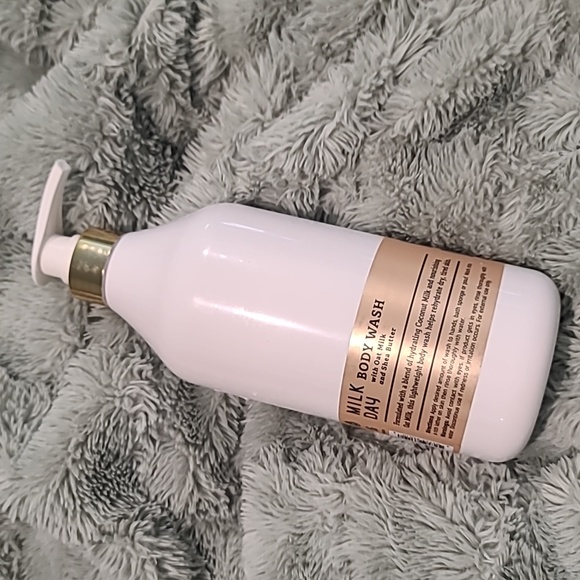 Milk Day Bath & Body Milk Day Body Was With Oat Milk And Shea